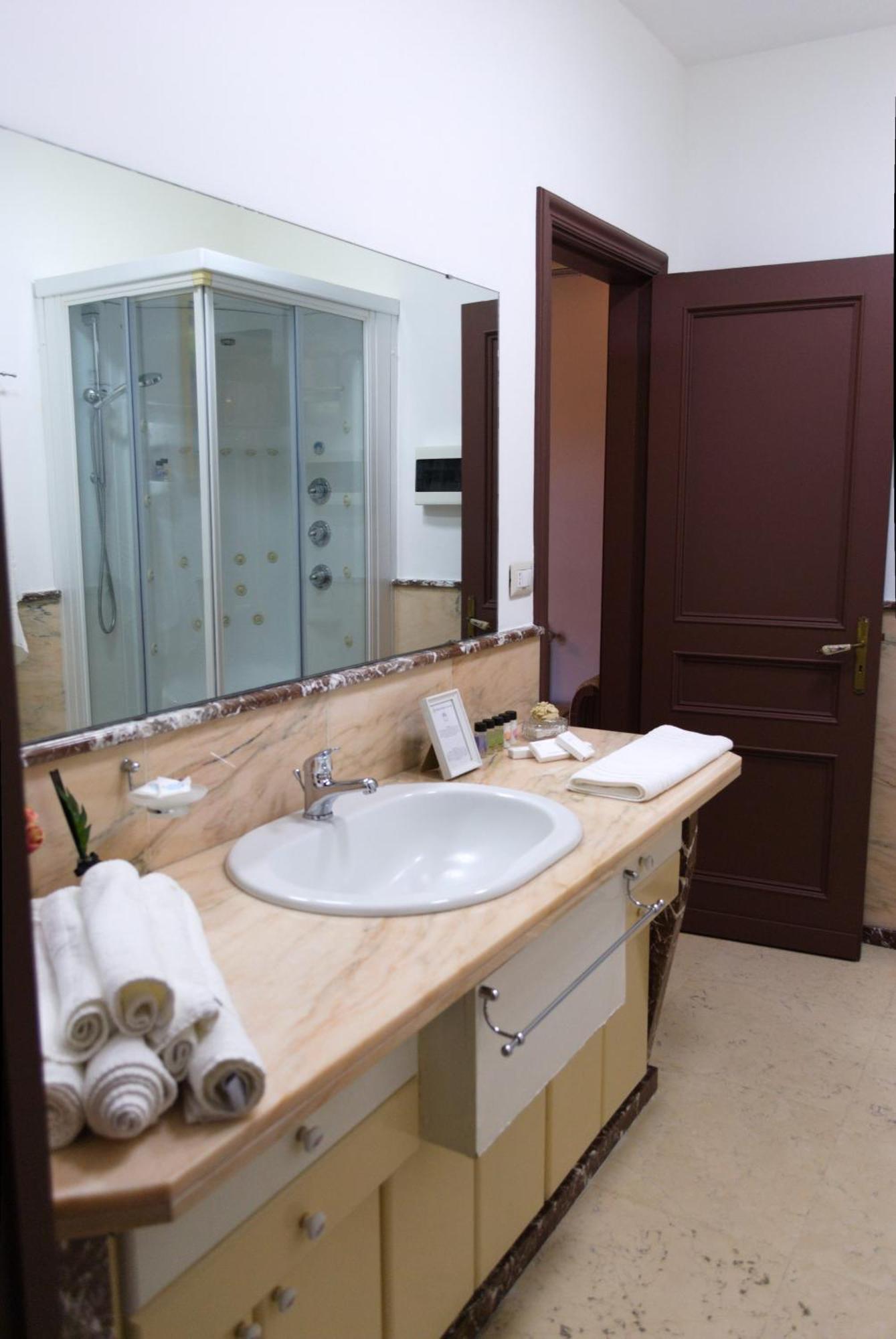 Allure Palace Acireale Dış mekan fotoğraf